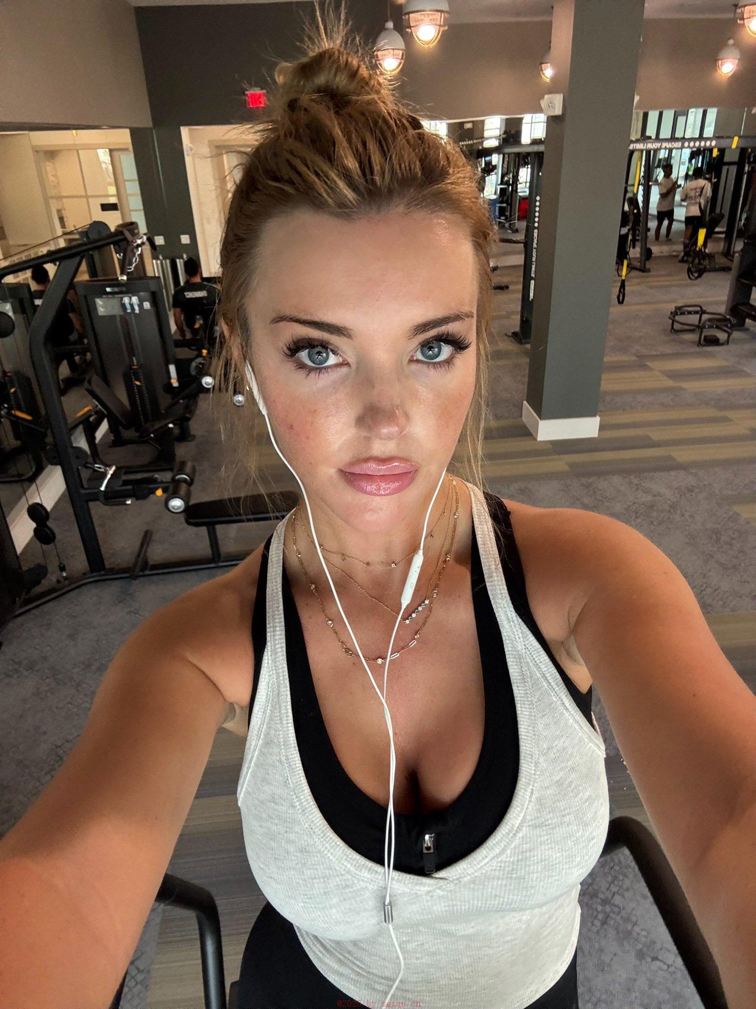 口述美女后妈勾引我老公