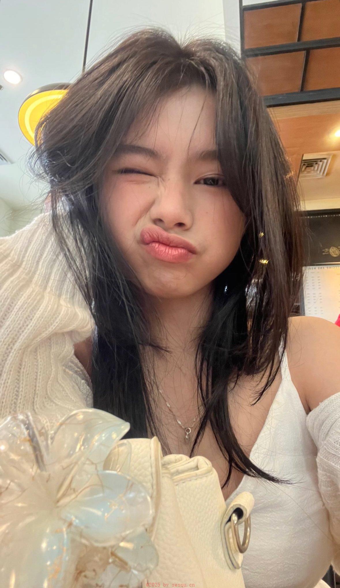 女人性高潮私处潮喷时像火山喷发一般的感觉