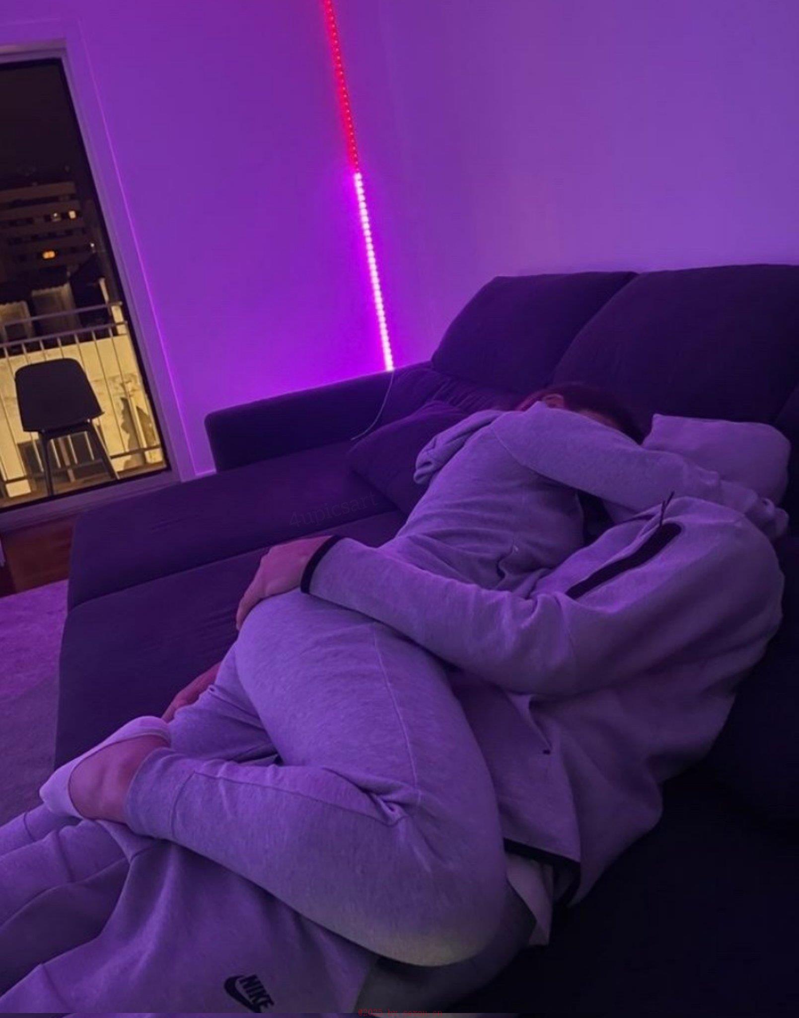 鉴别假高潮，要看她是否红肿